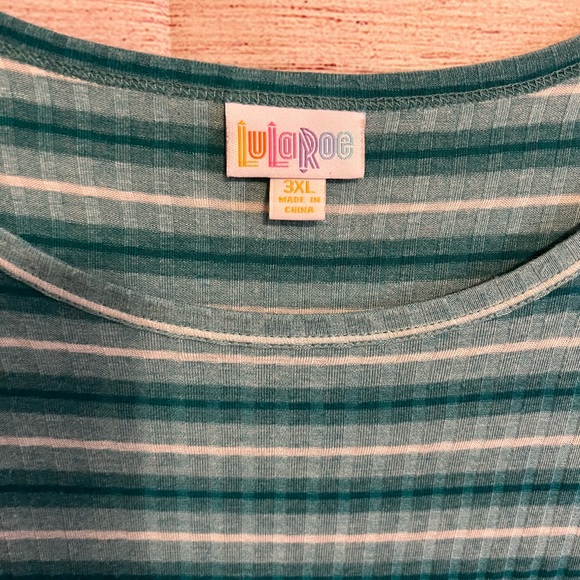Lularoe Carly’s 3x - Picture 4 of 10